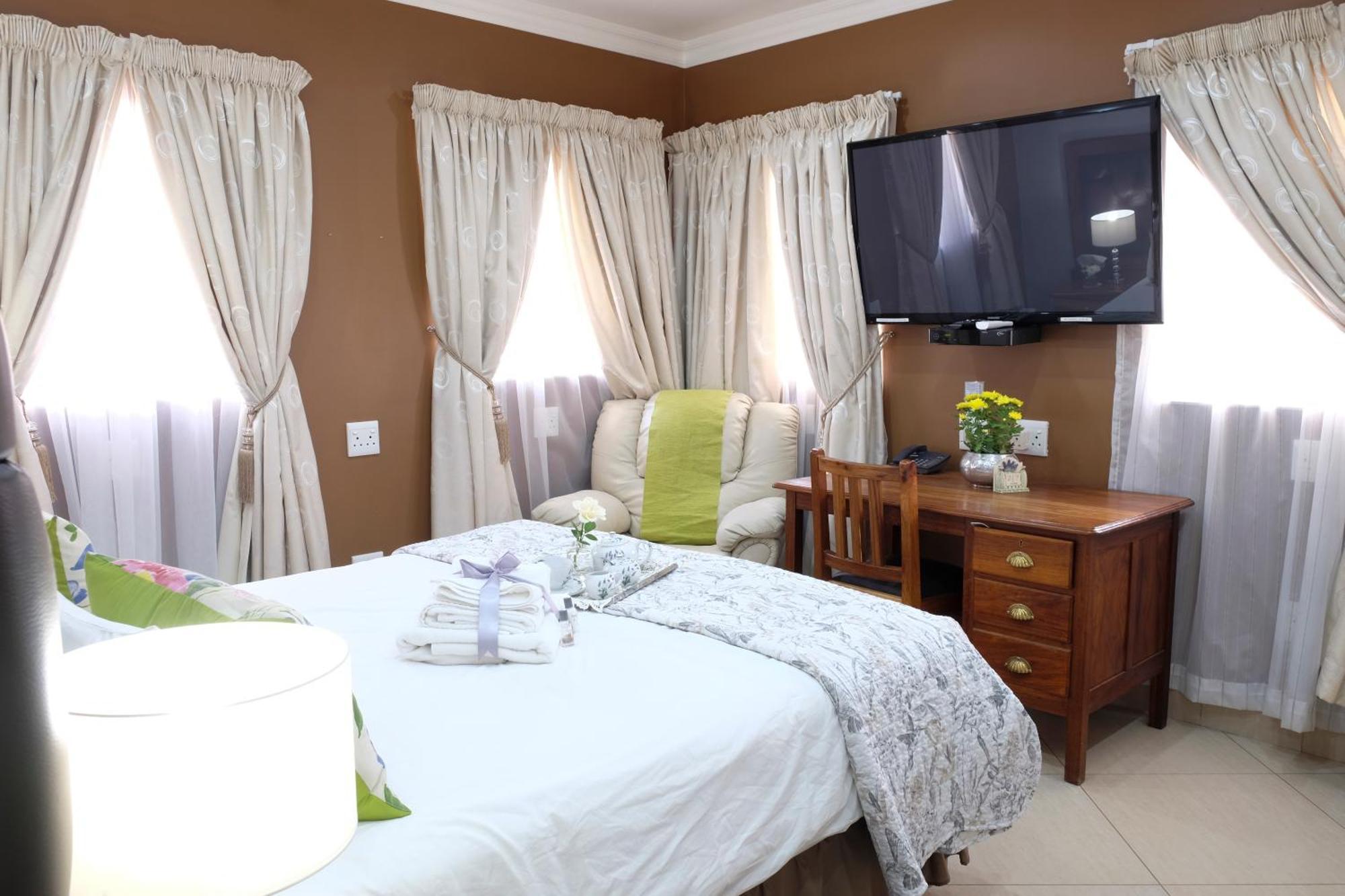 Firwood Lodge Pretoria Bagian luar foto